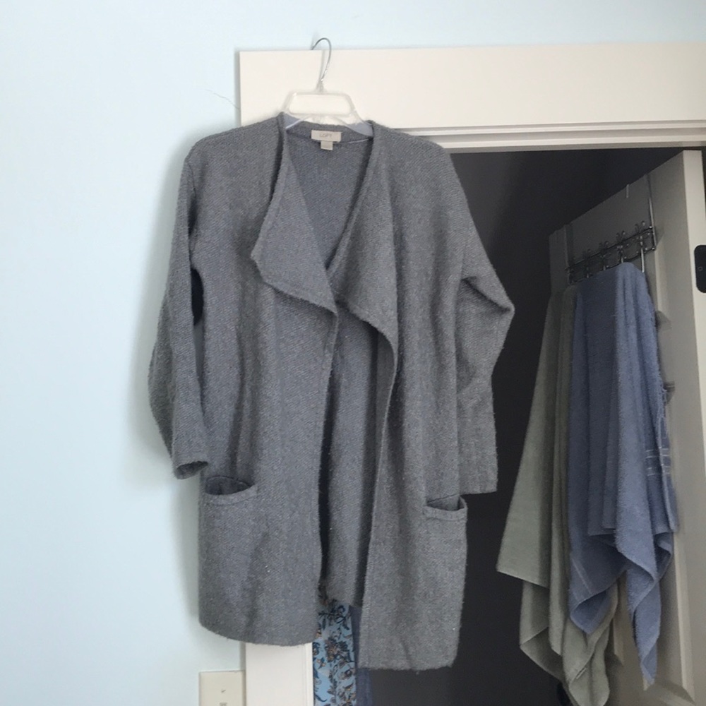 Women’s grey cozy sweater size S
